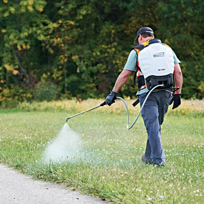 SMITH VARIABLE FLOW 18V BATTERY BACKPACK SPRAYER 4 GALLON 8 SMITH VARIABLE FLOW 18V BATTERY BACKPACK SPRAYER 4 GALLON - Image 8
