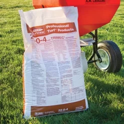 The Andersons 22-0-4 Turf Fertilizer With Trimec Post-Emergent Herbicide, 40lb Bag