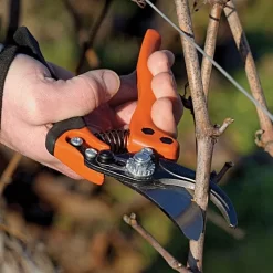 Bahco; Professional Ergonomic Pruners, 1.25-inch Cutting Capacity 10 Bahco; Professional Ergonomic Pruners, 1.25-inch Cutting Capacity -Beautiful Garden pxl3 4